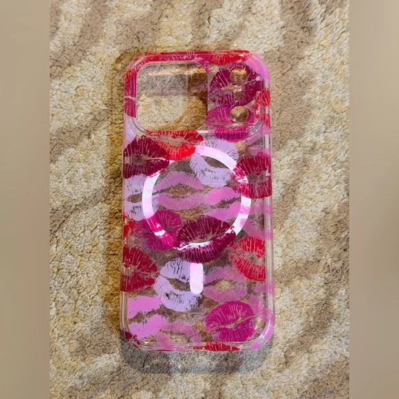 Velvet Caviar Kiss Me 17 Pro Case - Picture 2 of 3